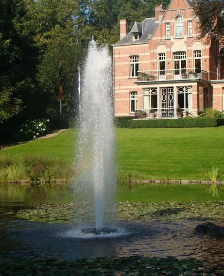 Otterbine Comet 100 Schwimmende Springbrunnen-Belüfter 230V