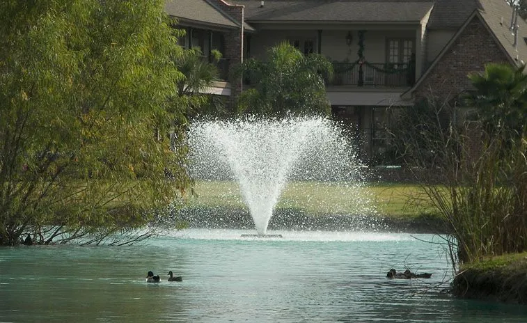 Otterbine Gemini 300 Schwimmende Springbrunnen-Belüfter 400V